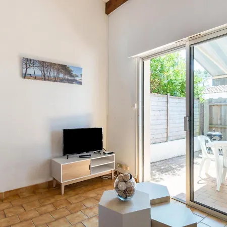 Maison 6 Pers. A - Proche Mer, Quartier Calme, Cour Fermee, Confort - Fr-1-521-202 Biscarrosse